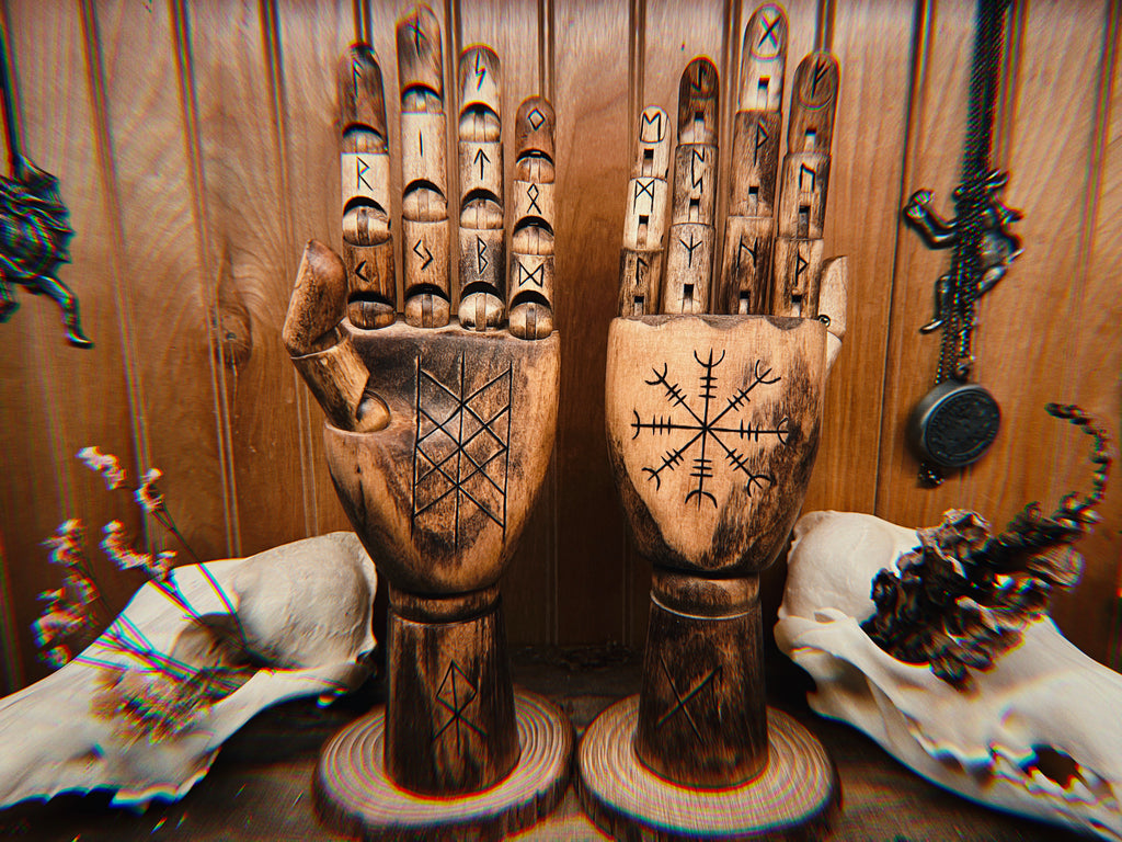RUNE HANDS