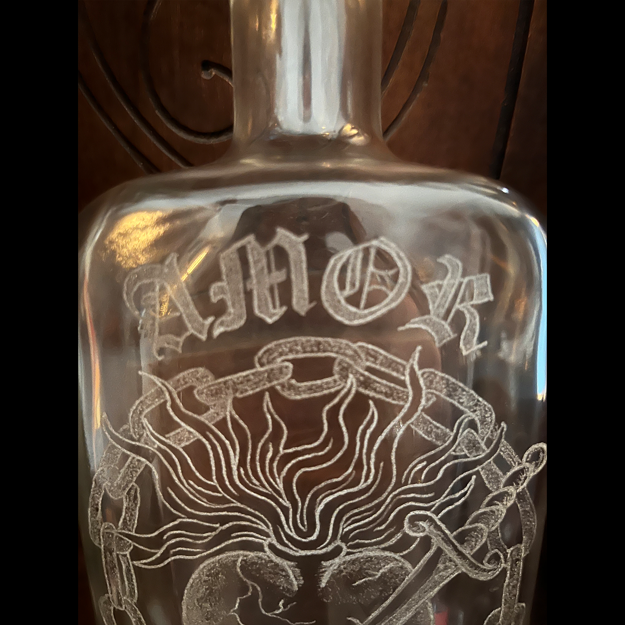 AMOR DOLOR | Engraved Whiskey Bottle